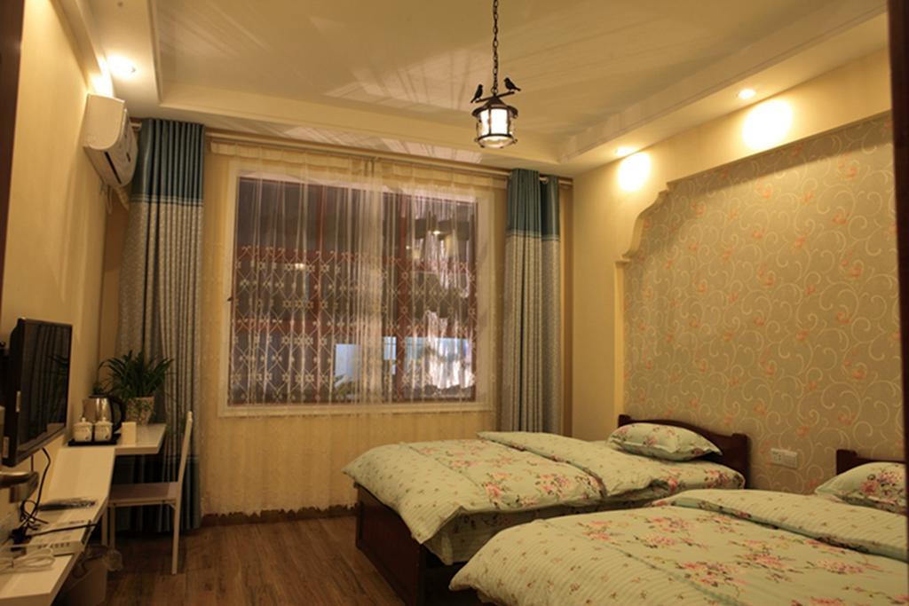 Qing Man Hotel Trương Gia Giới Phòng bức ảnh